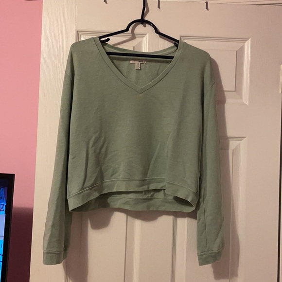 Amuse Society Tops - Amuse Society long sleeve crop top